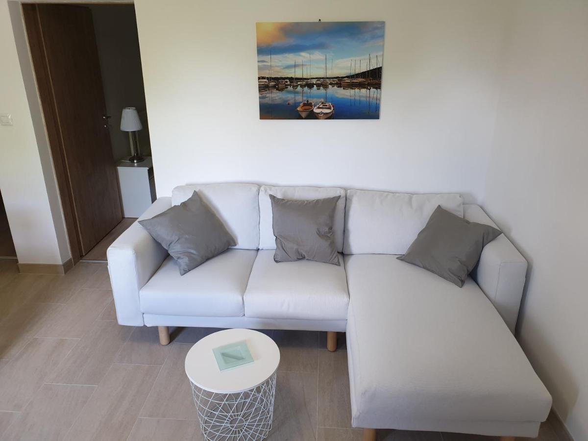 Apartments Stella Apsyrtides Osor Extérieur photo